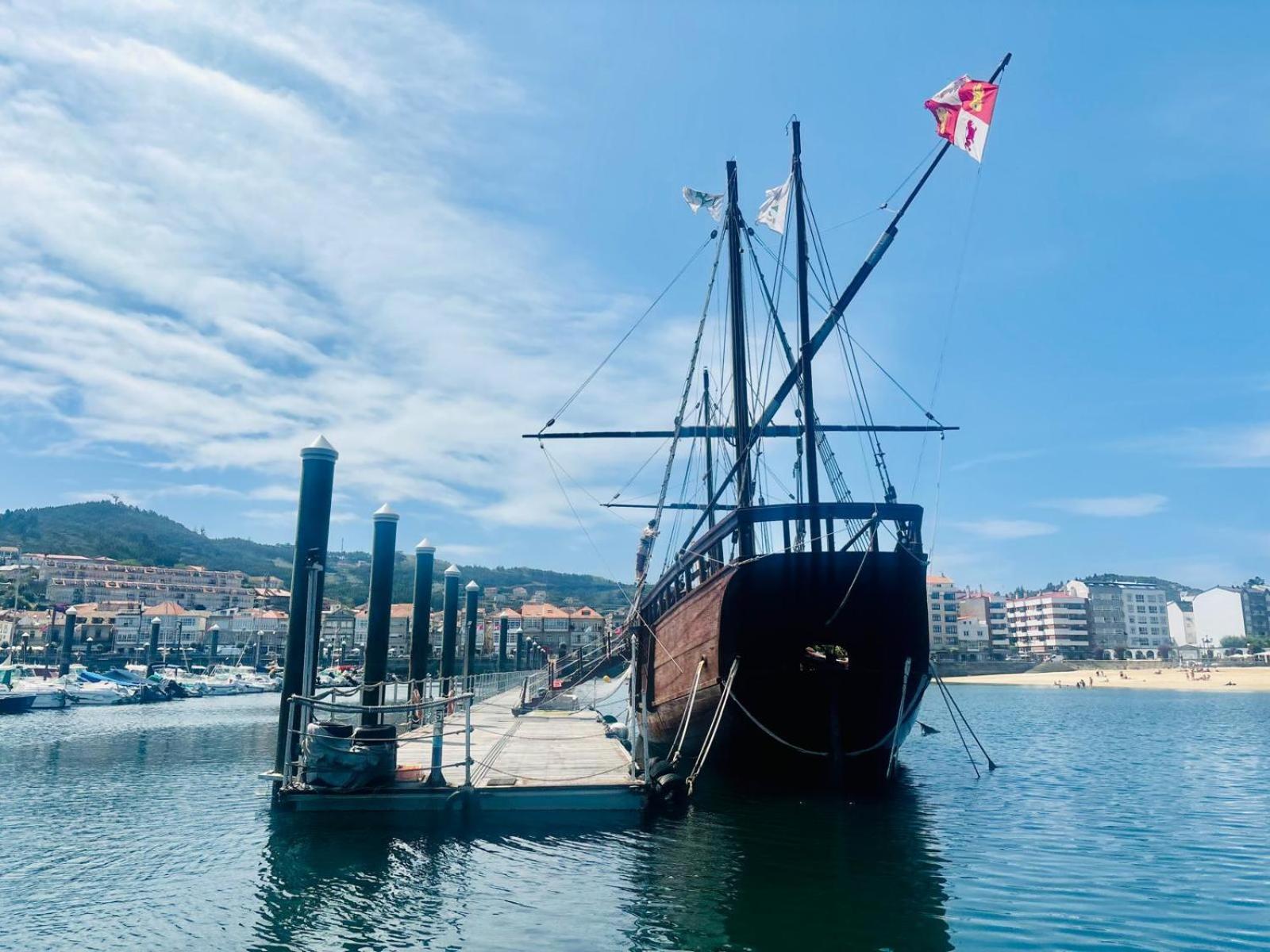 شقة Hoibai, Raina, Atico, Con Vistas Al Casco Historico De Baiona, Galicia المظهر الخارجي الصورة